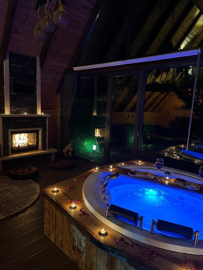 Eloi Suit Bungalov Ardesen ภายนอก รูปภาพ