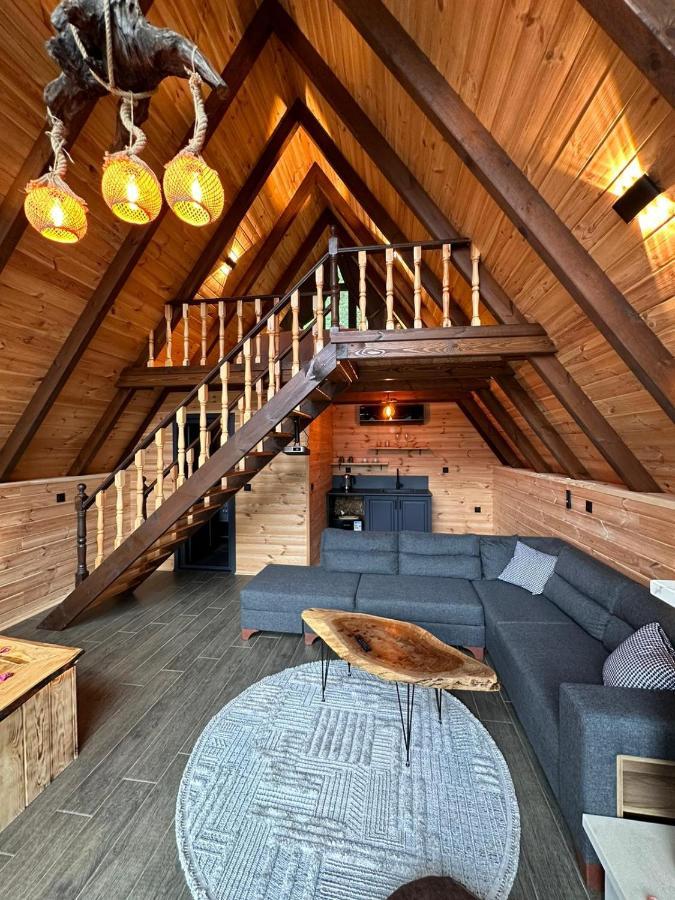 Eloi Suit Bungalov Ardesen ภายนอก รูปภาพ